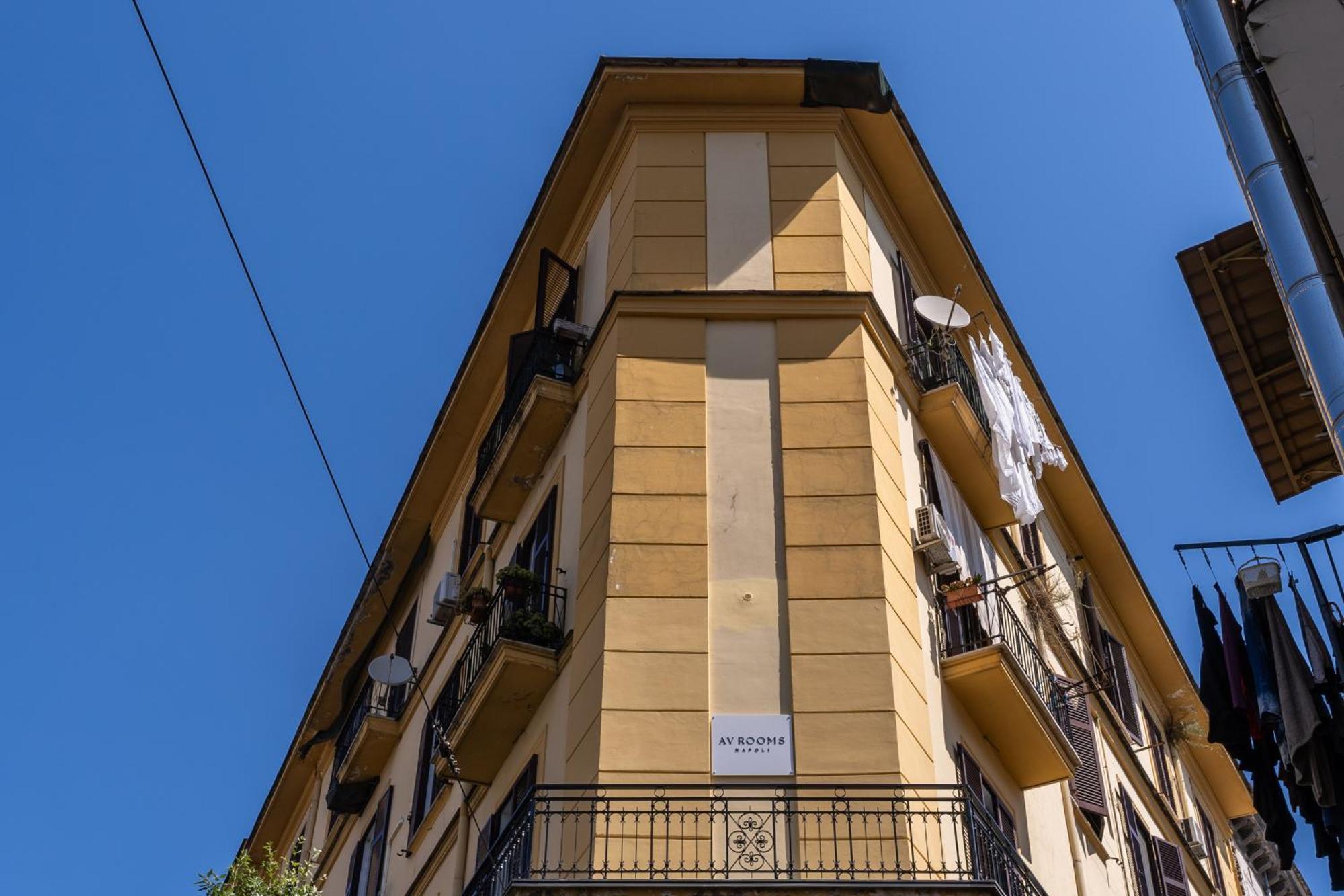 Av Rooms Napoli Exterior photo